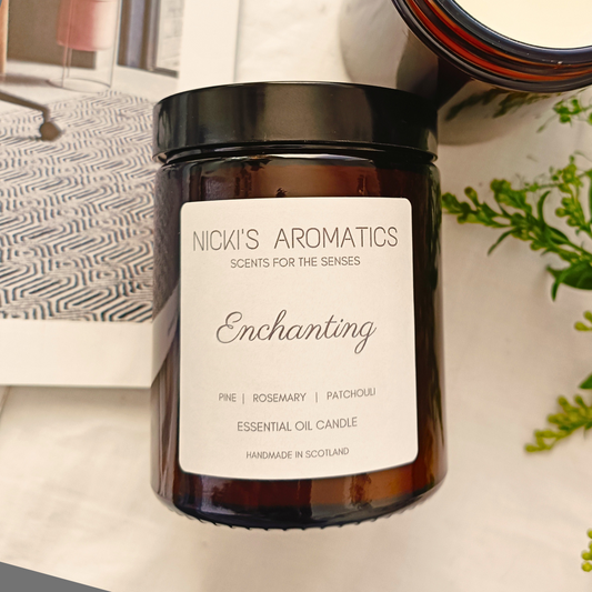Enchanting - Cosy Citrus Pine Essential Oil Candle