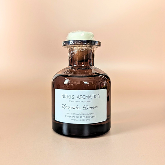 Lavender Dream essential oil reed diffuser with bergamot, lavender and chamomile and black fibre reeds