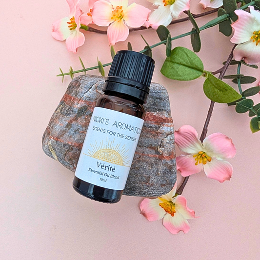 Vérité Essential Oil – Lemongrass, Palmarosa & Patchouli